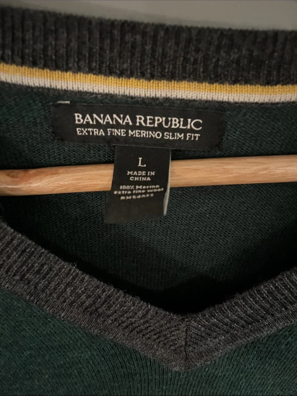 Banana Republic Men's Forest Green V-Neck Sweater with Grey Contrast Trim